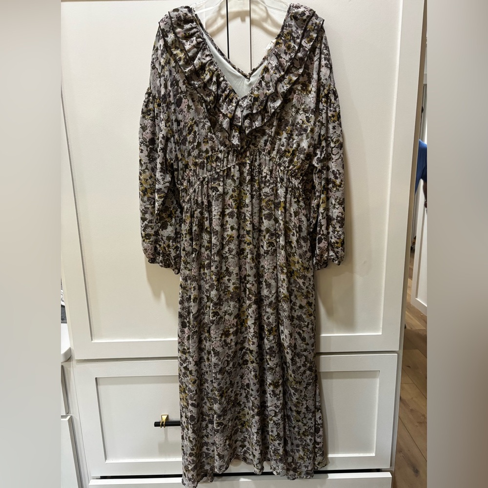 Entro Brown/purple longsleeve V-Neck Sundress